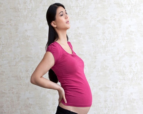 Cách khắc phục đau lưng hiệu quả trong thời gian mang bầu
